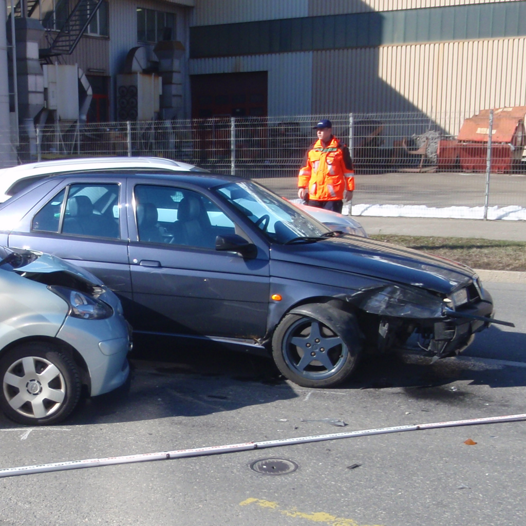 Unfall an der Ringstraße in Chur (Polizeifoto: Stapo)