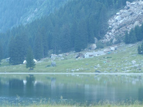 Cama: Felssturz bei der Alp del Lago tötet eine Person