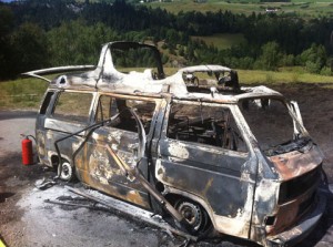 ausgebranntes Wohnmobil