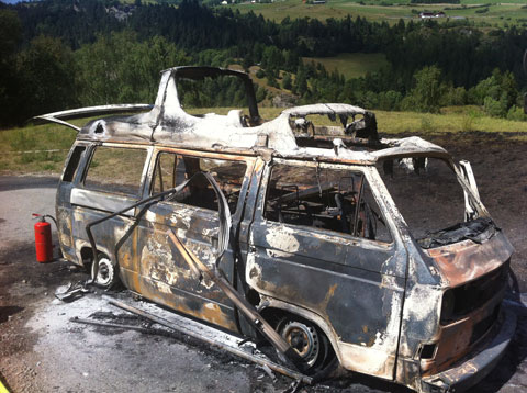 Tiefencastel: Wohnmobil komplett ausgebrannt