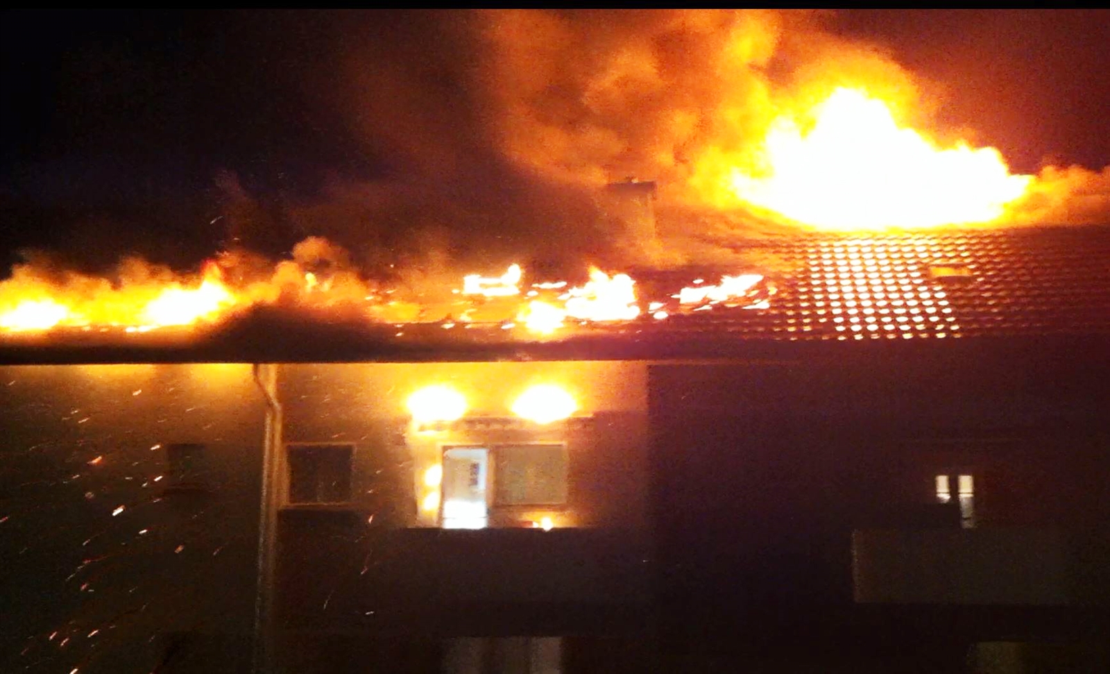 Chur: Brand in Mehrfamilienhaus mit grossem Sachschaden