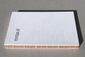 Ein neues Buch auf Rumantsch Grischun. (Quelle: Chasa Editura Rumantscha)