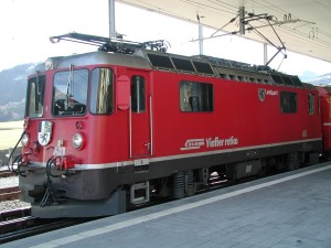 14. März 2016 wird anstelle des Halts in Madulain die Station Bever wieder von allen Schnellzügen Landquart – St. Moritz via Vereina bedient. (Symbolbild)