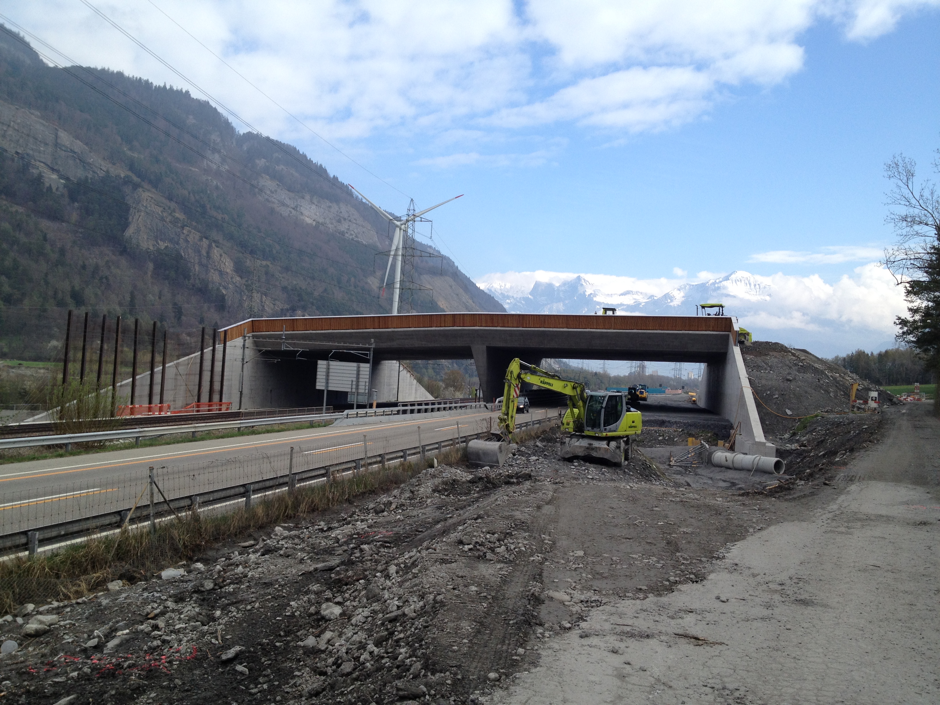 A13 Nordspurverlegung: Nachtarbeiten  bei der Unterführung Schwarzguot