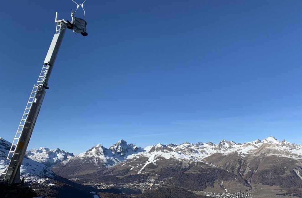 Bis anhin erfolgten diese Sprengungen aus dem Helikopter sowie mittels Minenwerfern.
