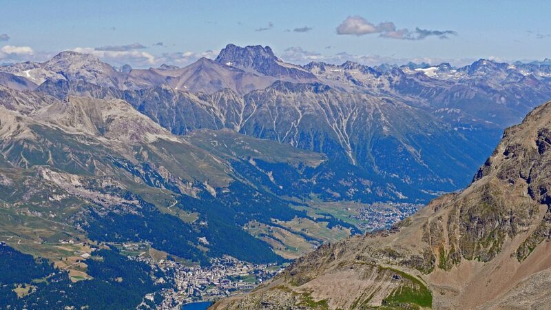 Alpenkonvention: Velo-Exkursionen von Kindern und Jugendlichen am Inn (Engadin)