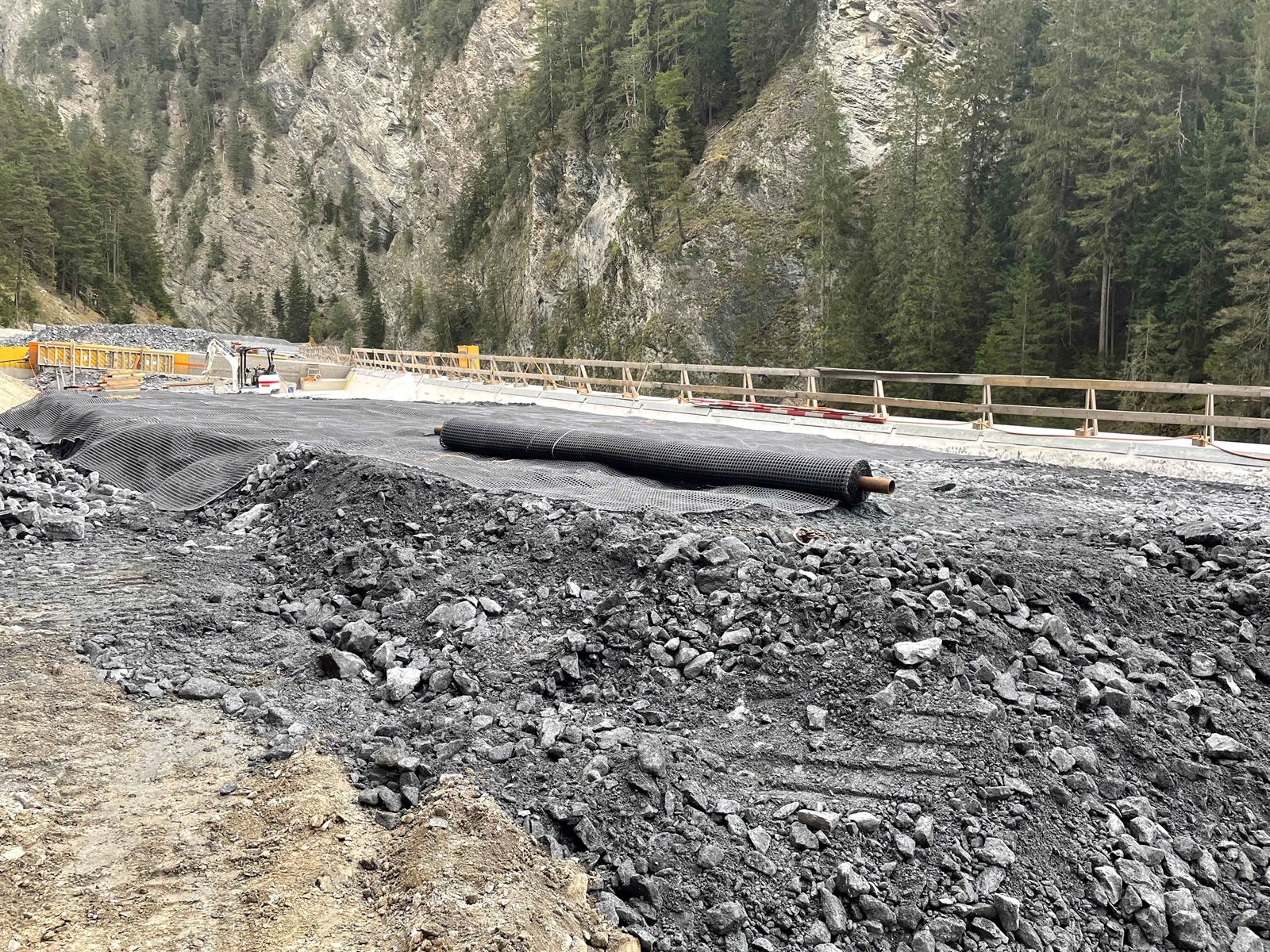 Martina: Arbeitsunfall auf Baustelle