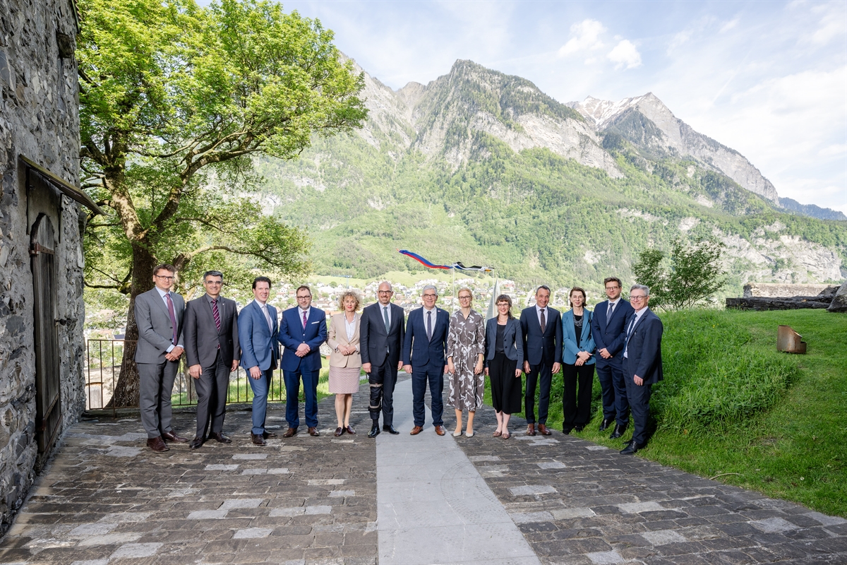 Jährlicher Cüpli-Anlaß: Bündner Politiker zu Besuch in Liechtenstein