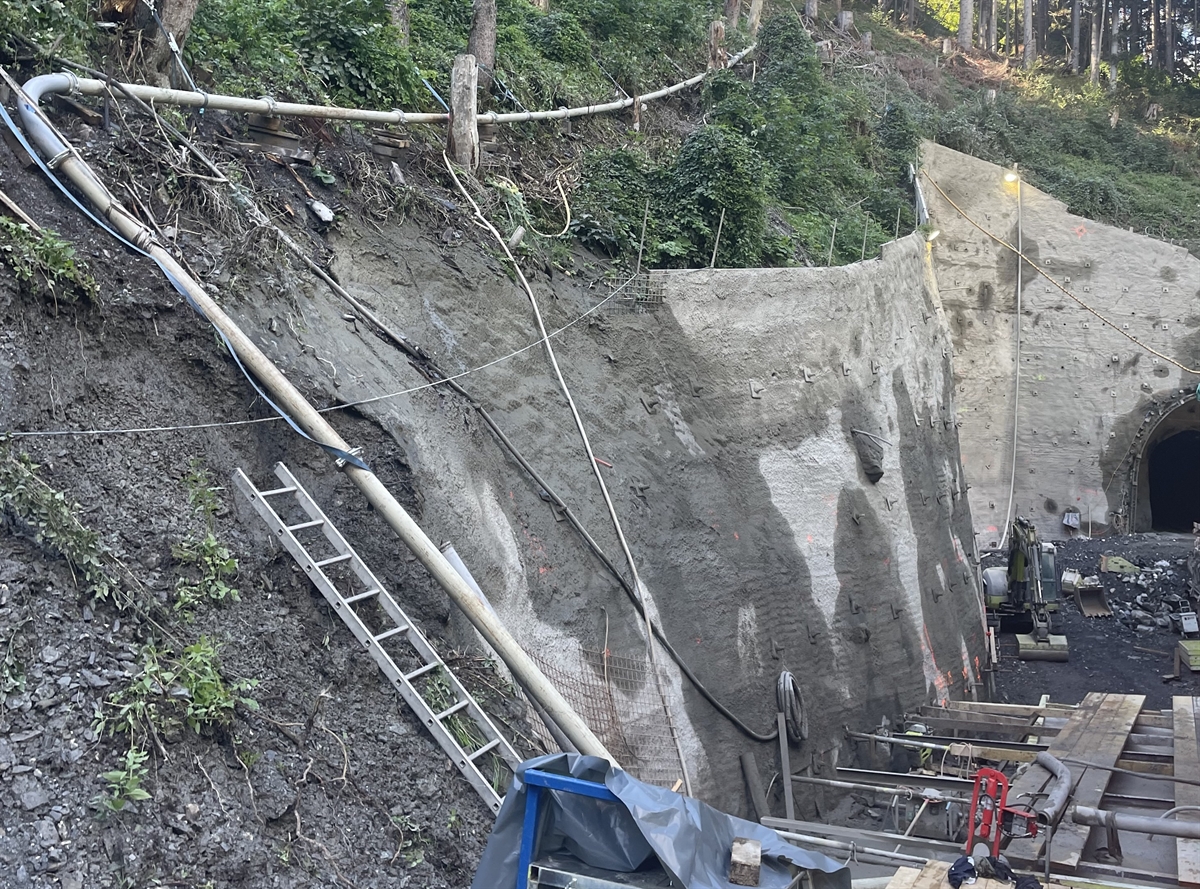 Unfall auf RhB-Baustelle in Sils im Domleschg