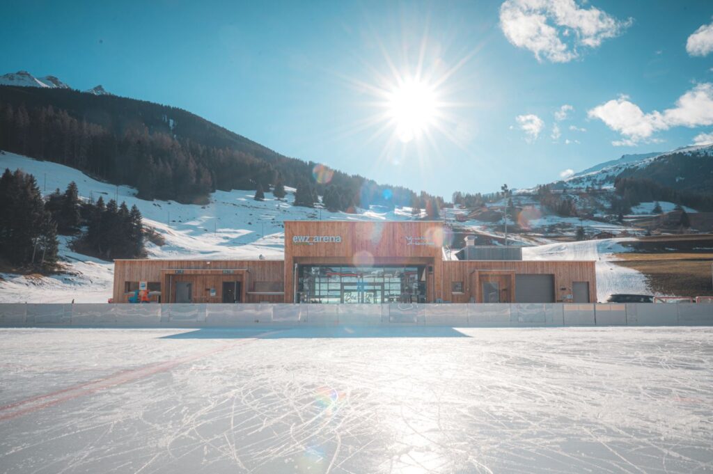 In jedem Fotografie-Kurs lernt man als erstes: Nicht gegen die Sonne fogorafieren (Foto: Moviemaint / David Caduff)