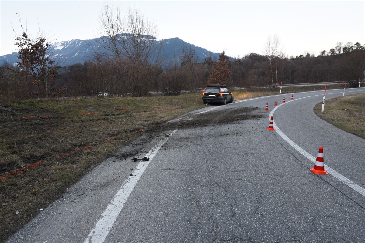 Bonaduz: Selbstunfall ohne Führerschein