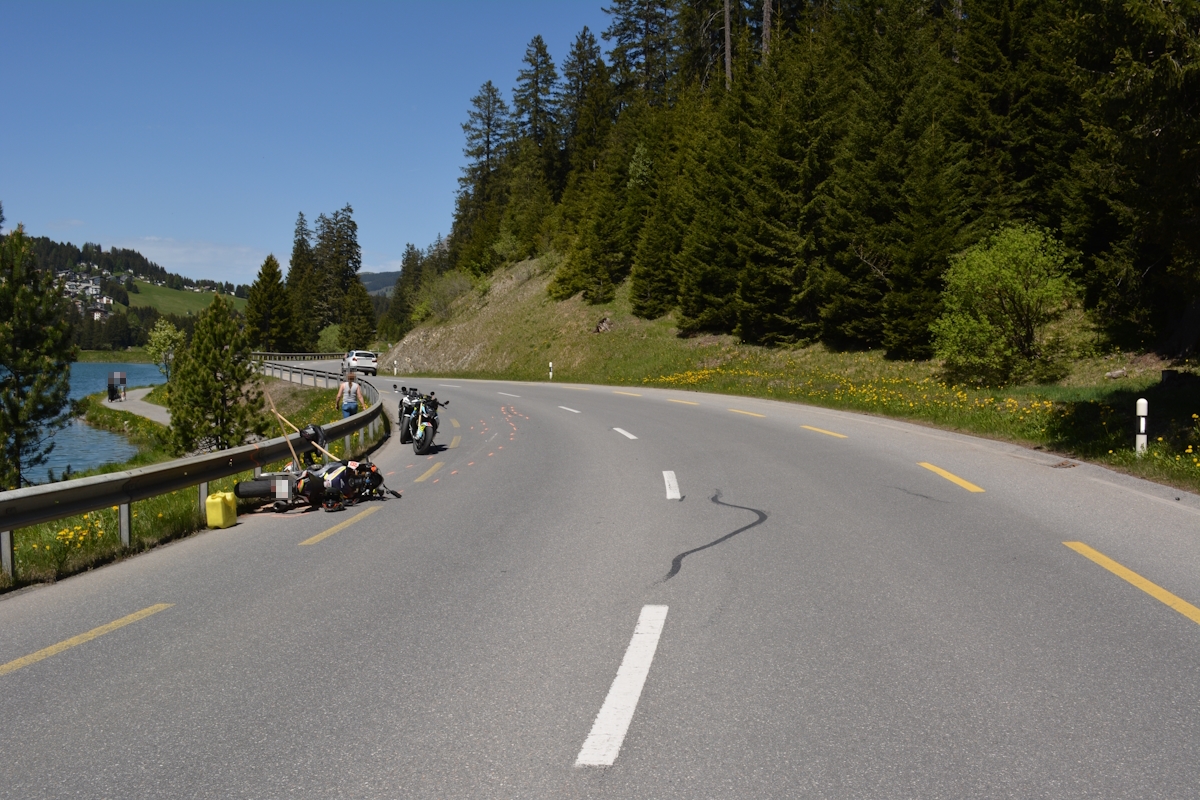 Lenzerheide: Kollision Personenwagen mit Motorrad – Zeugenaufruf