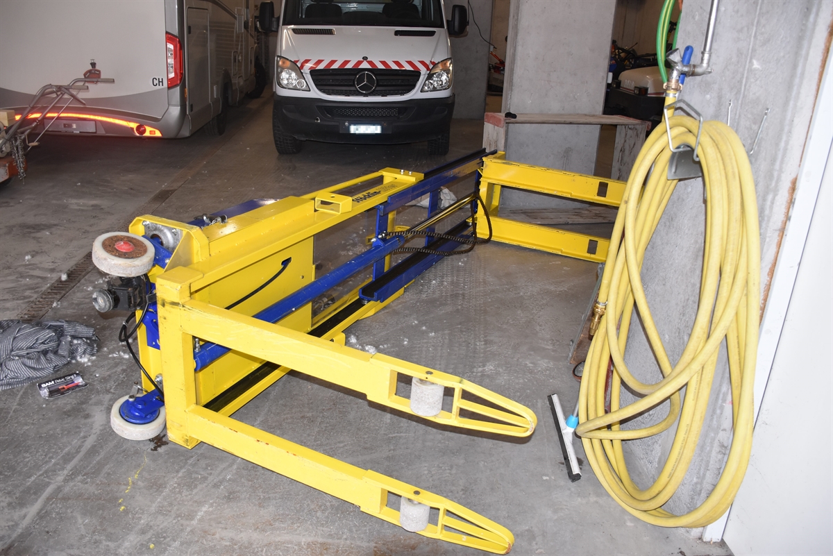 Sent: Unfall mit Hochhubwagen