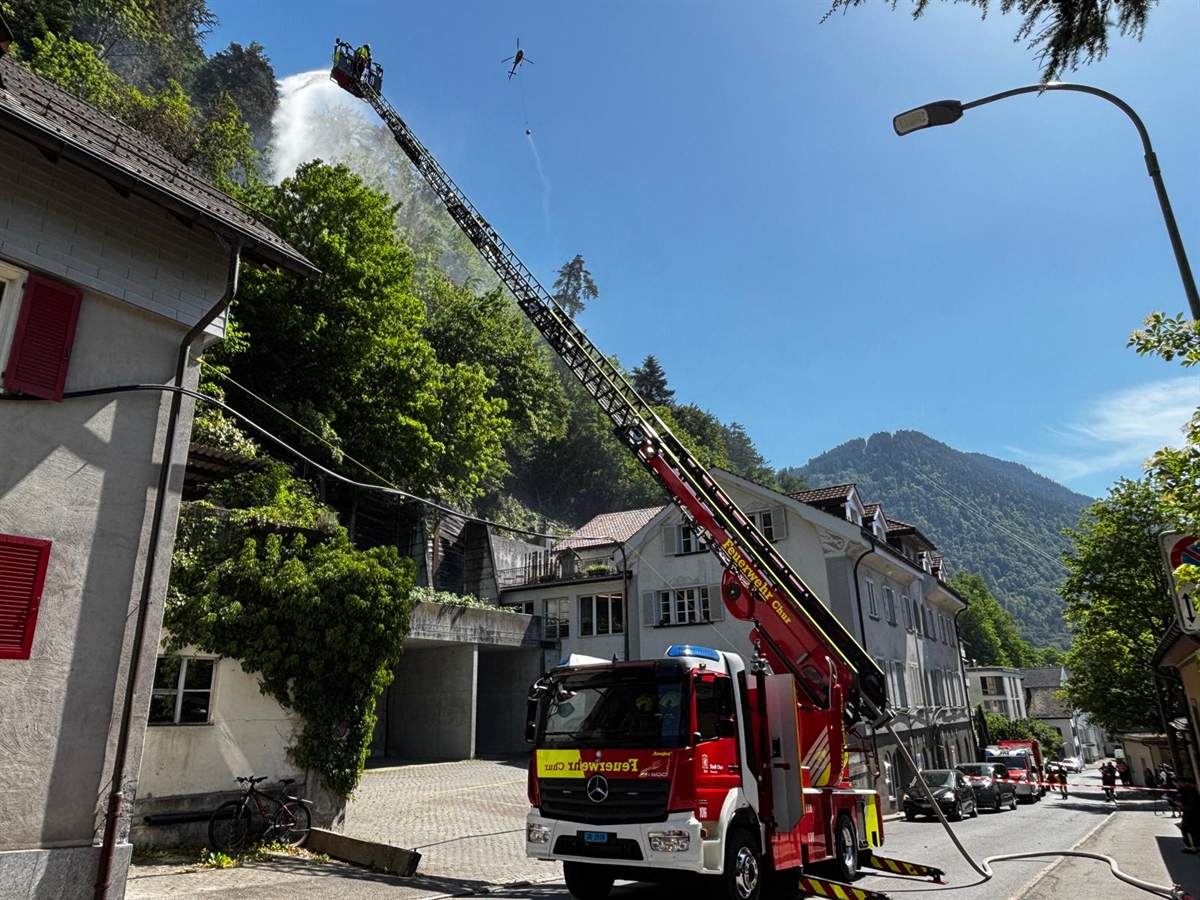 Chur: Feuerwehreinsatz wegen Waldbrand