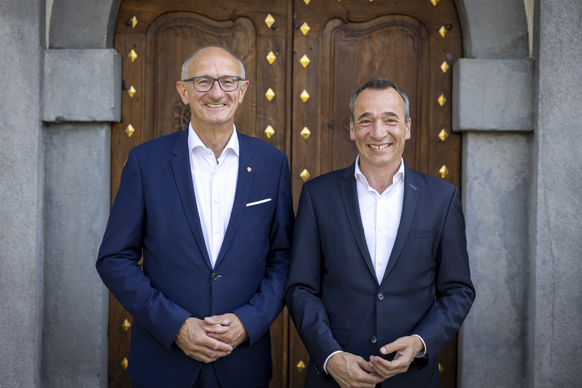 Bündner Regierung empfängt Tiroler Landesregierung zu einem Arbeitstreffen in Maienfeld