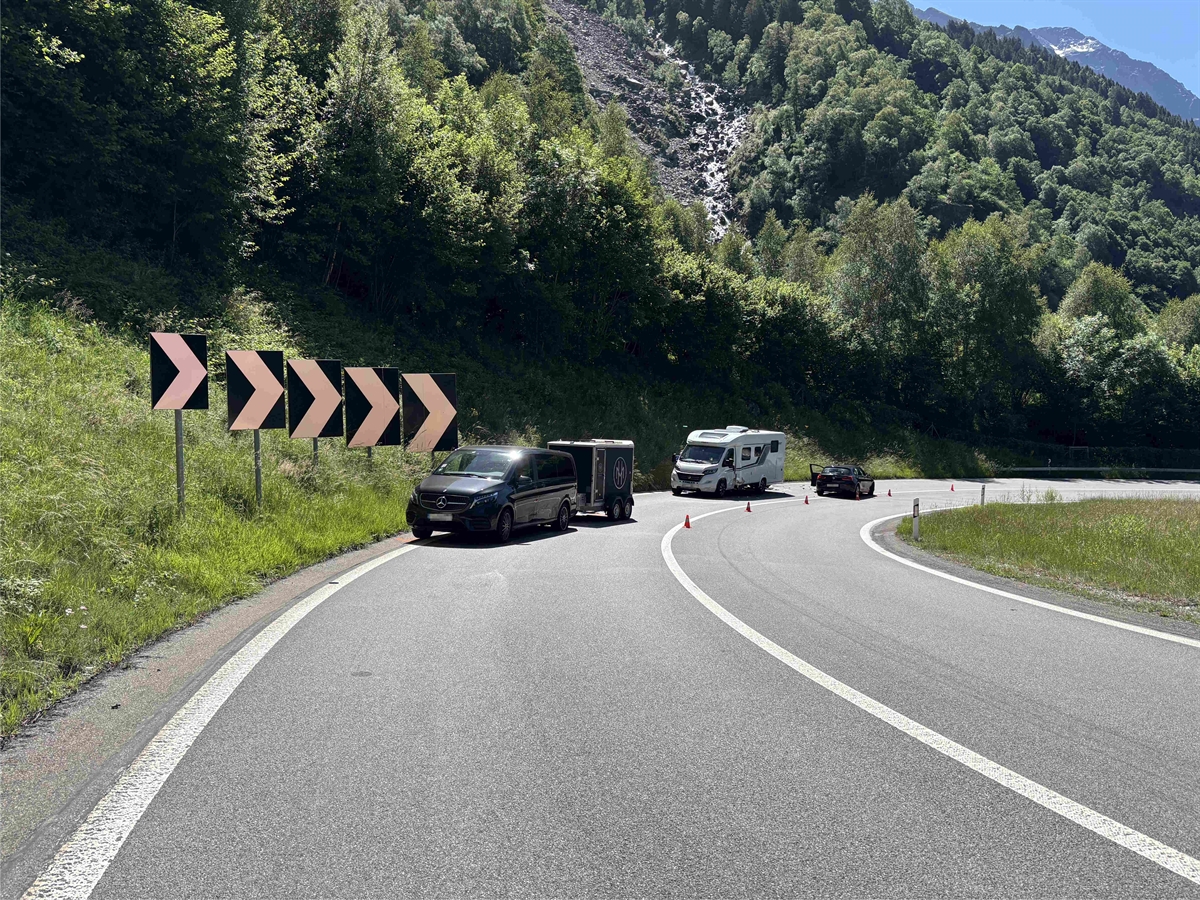 Mesocco: Mehrfachkollision auf der Autostraße N13 im Misox