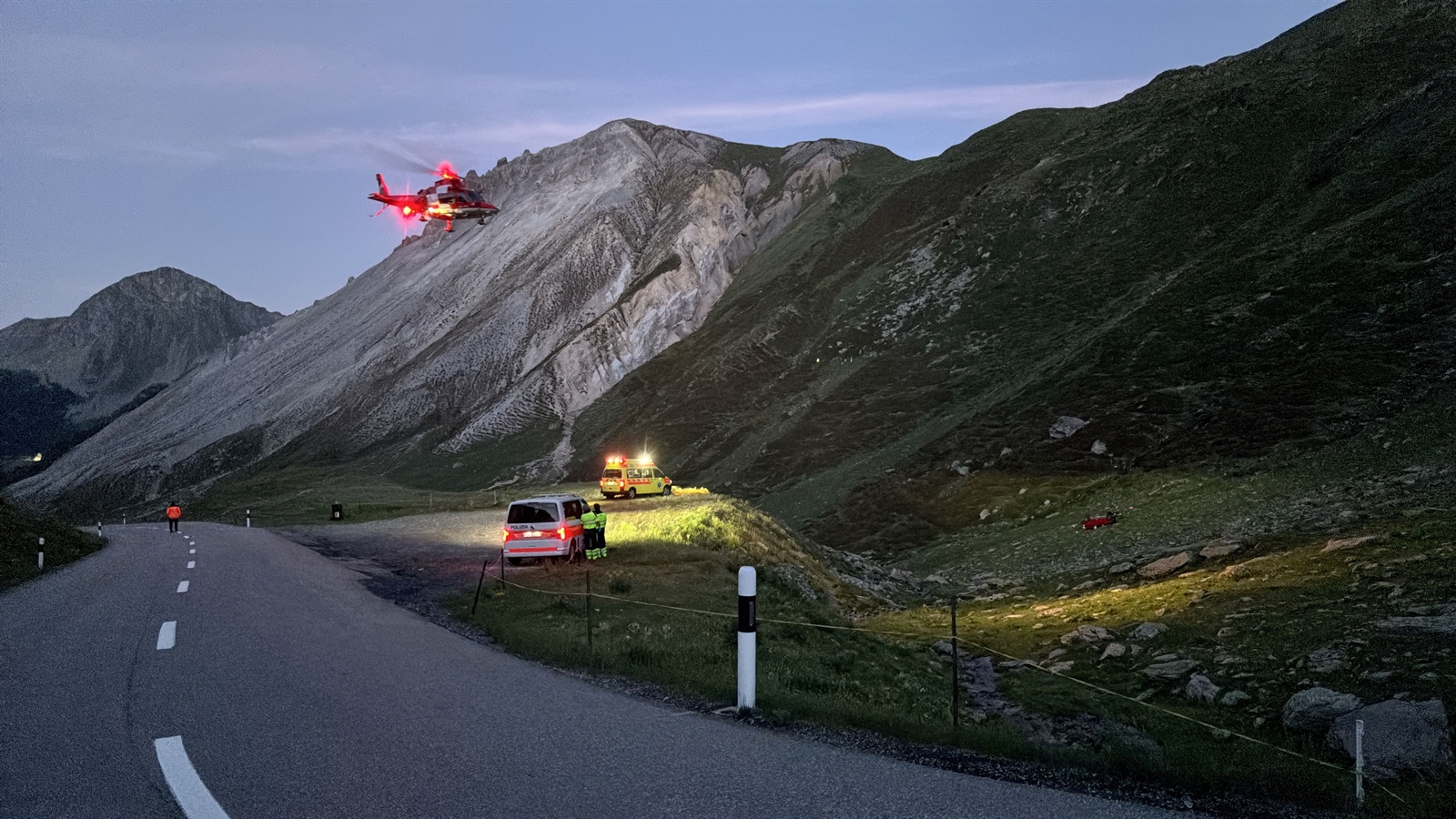 Poschiavo: Schwerer nächtlicher Selbstunfall nach Überholmanöver +++ Blut- und Urin-Probe veranlaßt