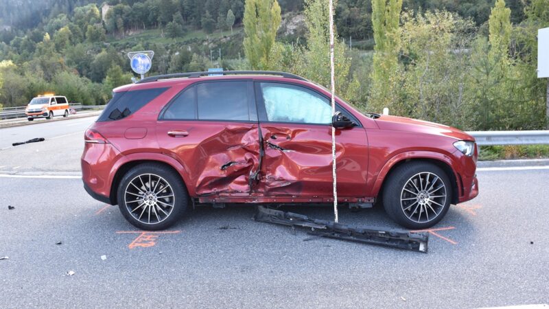 Unfall in Sils im Domleschg: Motorradfahrer beim Anschluß Thusis-Süd verletzt