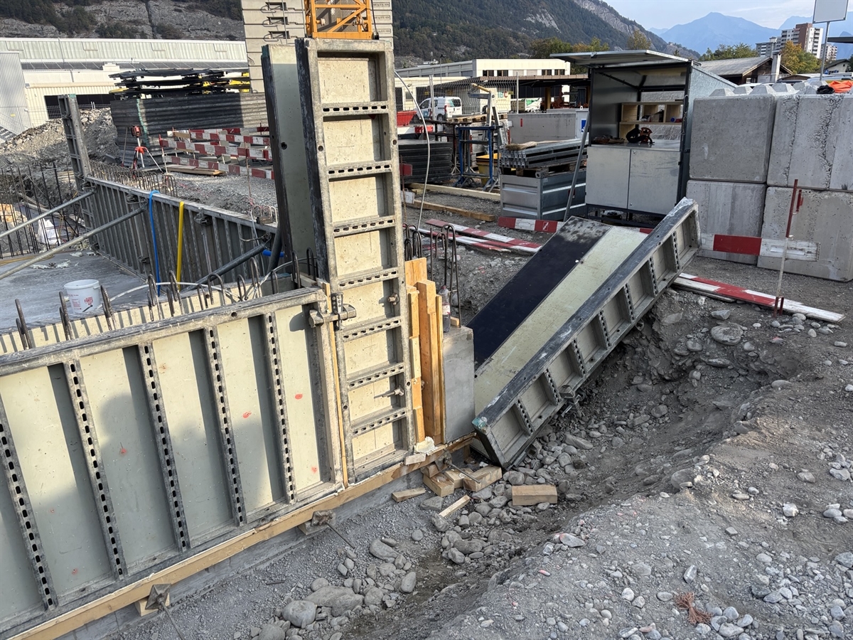 Arbeitsunfall in Chur: Bei Schalungsarbeiten verletzt